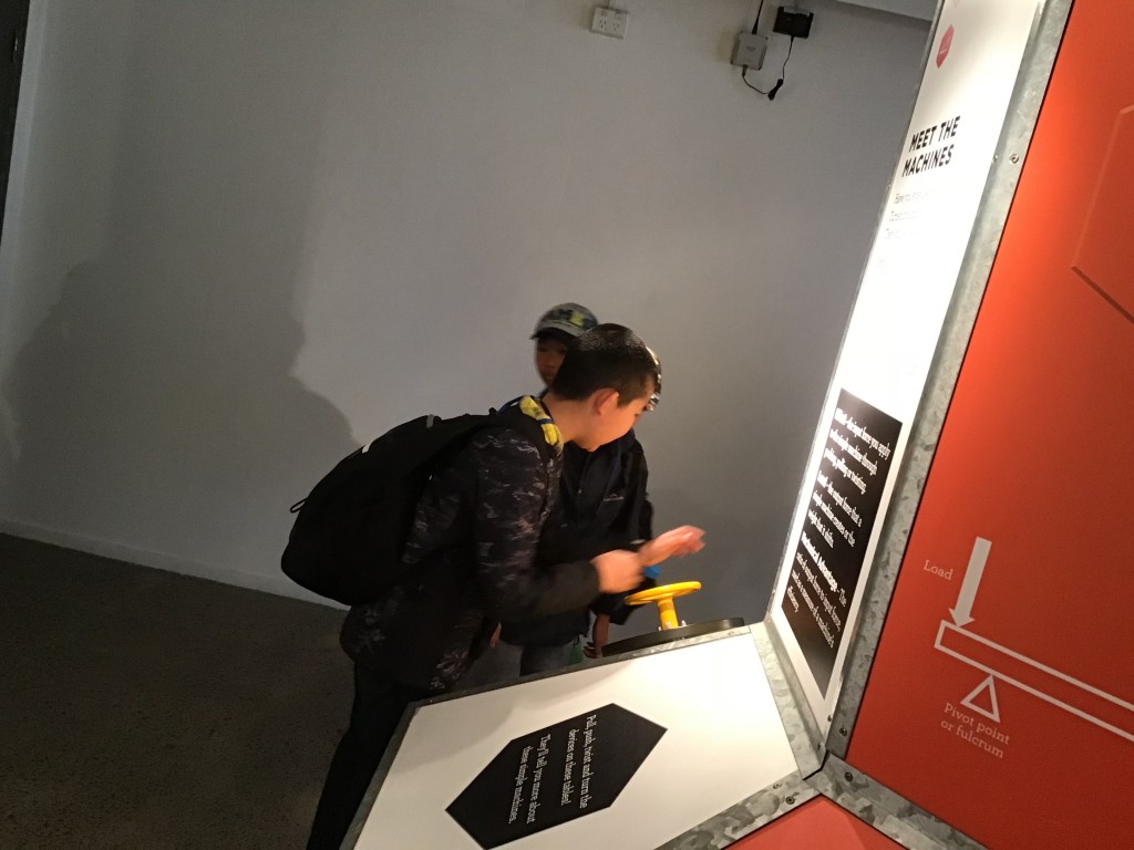 0E06F1AF-8DAB-4DEC-A24D-91FD97A80C1D