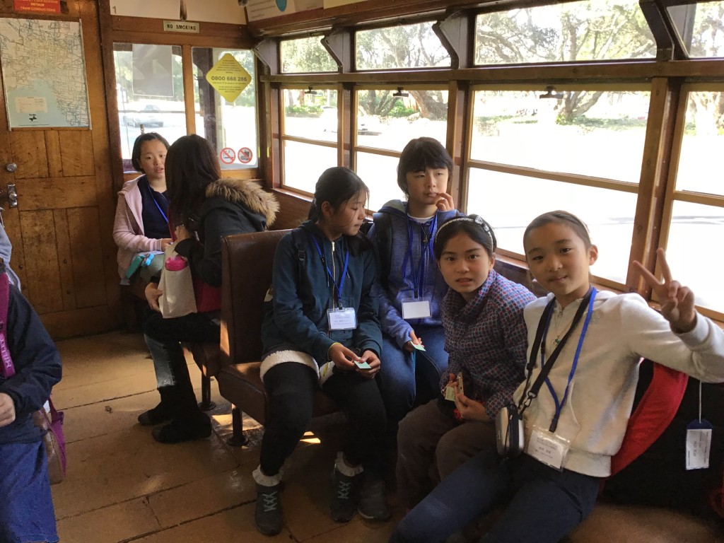 EA13066F-7ED0-439E-995B-6E84D8569E94